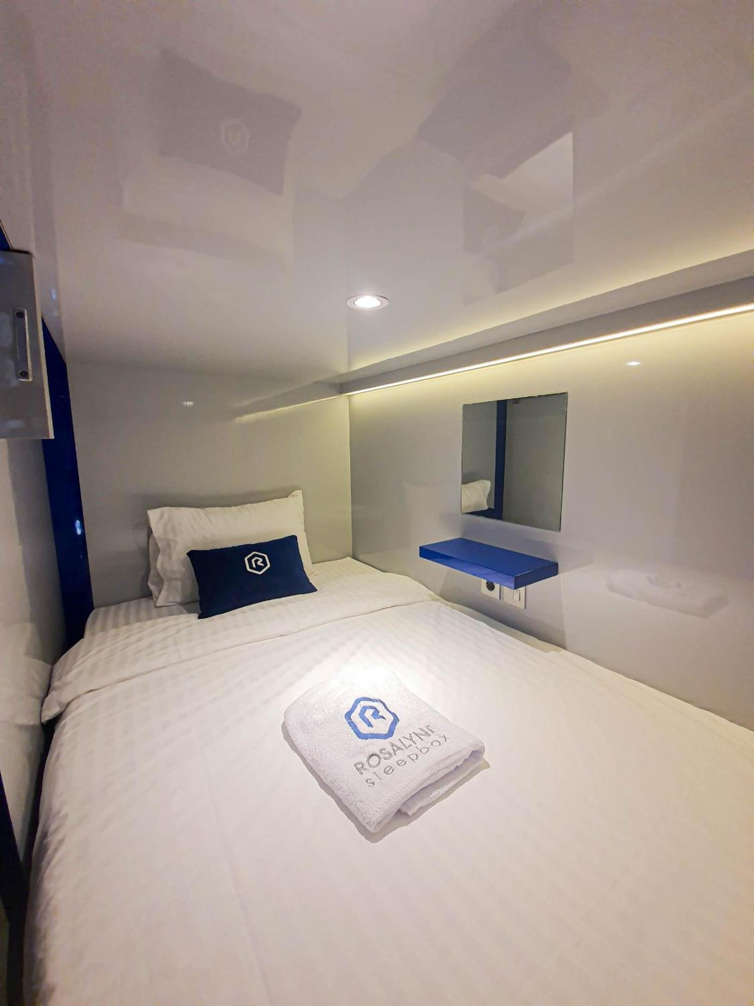 Rosalyne Sleepbox Tugu 2 Hotel Yogyakarta Exterior photo